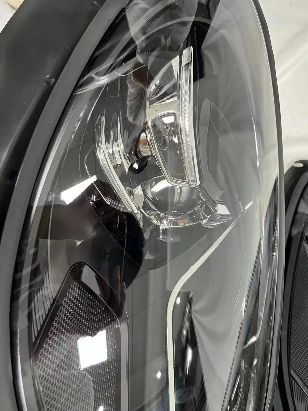 Phares avant LED Porsche Macan 95B PDLS Plus reconditionnés gauche + droit — vue 4