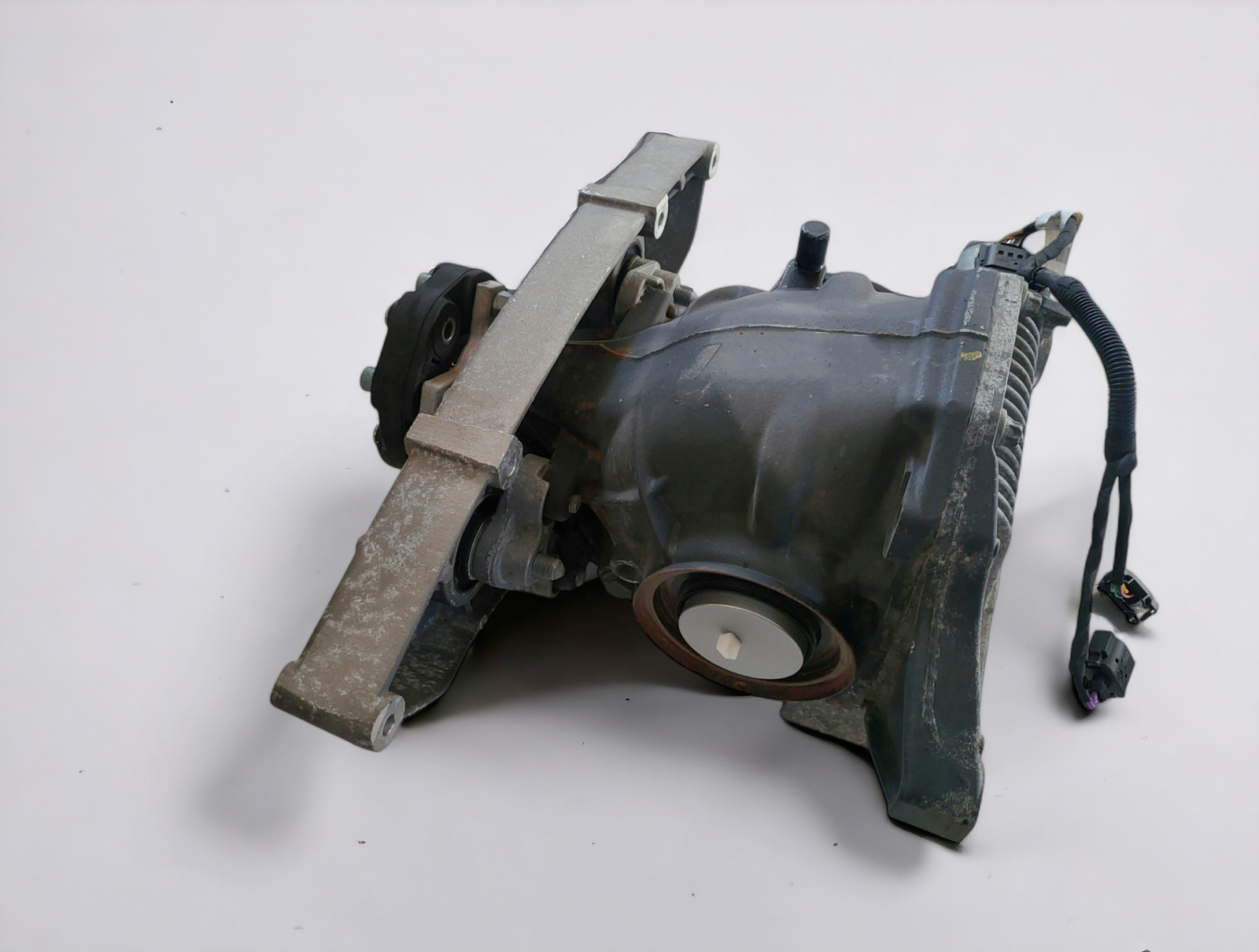 Différentiel électronique AMG Performance 4MATIC+ E63 S W213 : fonctionnement et pannes