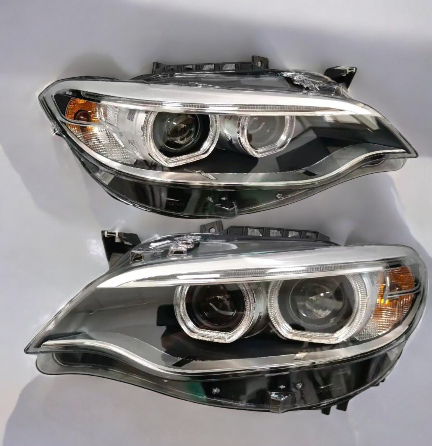 Phares avant d’origine BMW Série 2 F22 F23 F87 bi-xénon reconditionnés, gauche ou droit, sans ballast ni ampoule